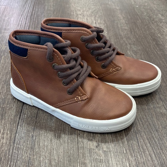 Nautica Shoes Near Perfect Condition Nautica Boys Laceup Boots